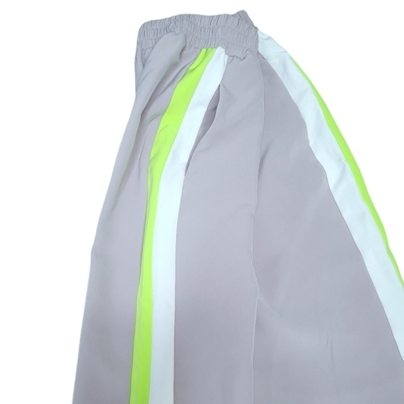 3/$15 🔴 NWT F21 Gray/Lime/White Side-Stripe Joggers - Picture 4 of 7